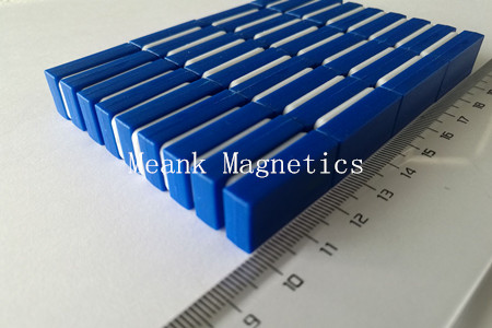 25,4x12,7x6,35mm bloc rectangulaire de néodyme magnétique recouvert de plastique coloré