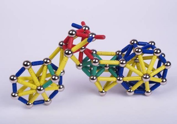 magnetic-stick-toys